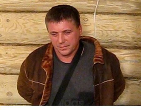 Глазнев Игорь – "вор в законе", более известный в криминальных кругах по кличке Вова Питерский