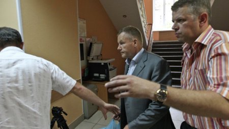Суд рассмотрит вопрос о продлении ареста Короткевичу и его заму
