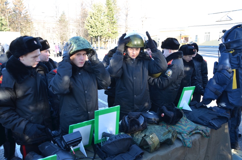 Северские кадеты приняли участие в Дне призывника