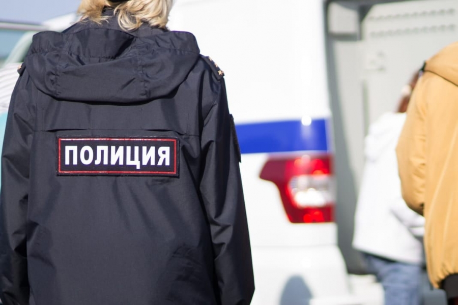 УМВД России по ЗАТО Северск напоминает об ответственности за посягательство на честь, достоинство и деловую репутацию сотрудников полиции