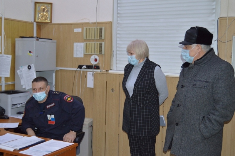 В рамках акции «Гражданский мониторинг» представители Общественного совета посетили дежурную часть УМВД России по ЗАТО Северск
