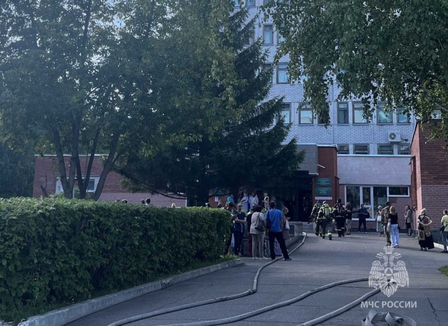 В МЧС рассказали подробности пожара в больнице на улице Царевского В МЧС рассказали подробности пожара в больнице на улице Царевского