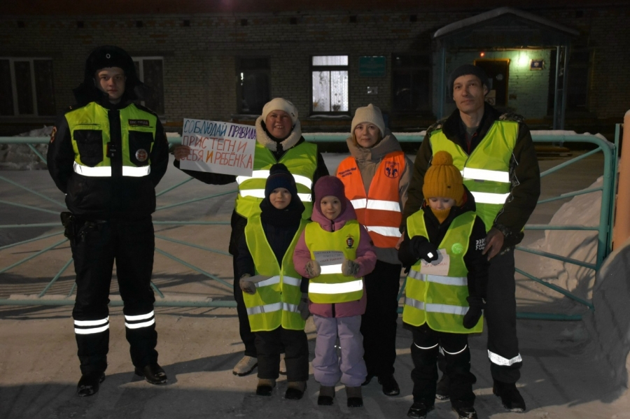 Сотрудники Госавтоинспекции провели профилактическое мероприятие «Кресло безопасности» Сотрудники Госавтоинспекции провели профилактическое мероприятие «Кресло безопасности»