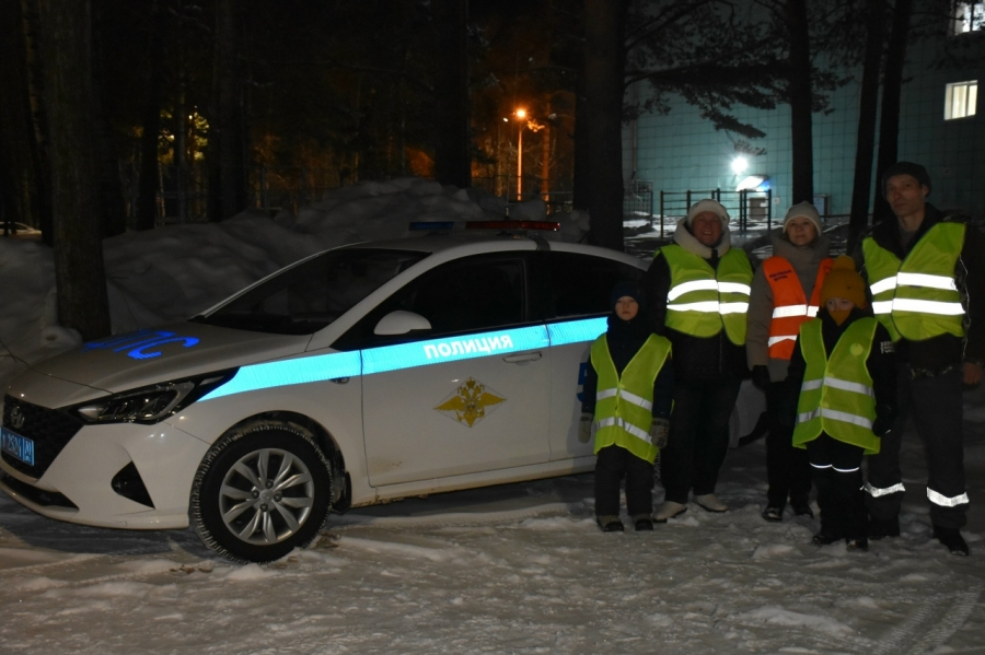 Сотрудники Госавтоинспекции усилили контроль за соблюдением правил перевозки несовершеннолетних Сотрудники Госавтоинспекции усилили контроль за соблюдением правил перевозки несовершеннолетних