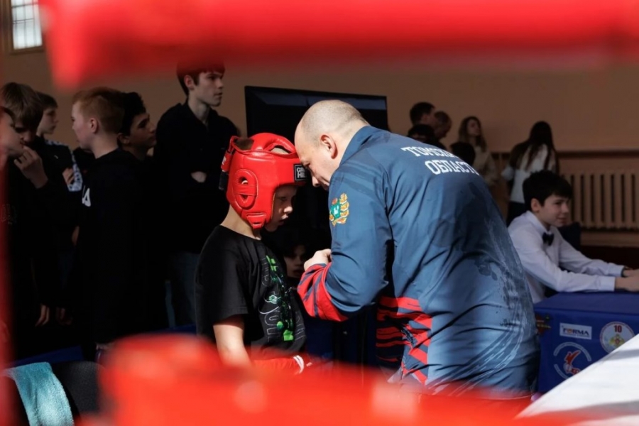 В Северске прошло первенство по кикбоксингу в честь 10-летия Росгвардии и 215-летия войск правопорядка В Северске прошло первенство по кикбоксингу в честь 10-летия Росгвардии и 215-летия войск правопорядка