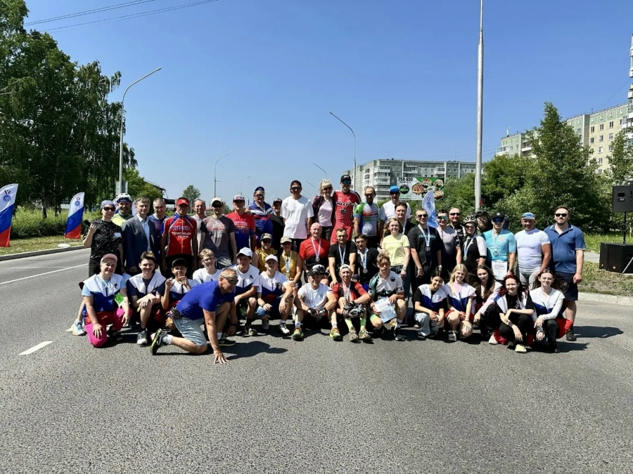 В Северске прошло Открытое первенство ЗАТО Северск по шоссейной велогонке «Свежий ветер» В Северске прошло Открытое первенство ЗАТО Северск по шоссейной велогонке «Свежий ветер»