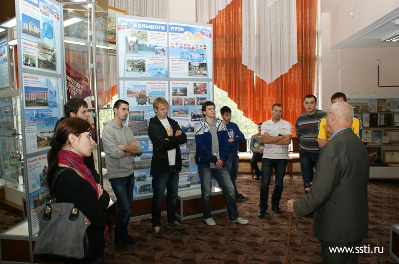 Первокурсники посетили музей СХК